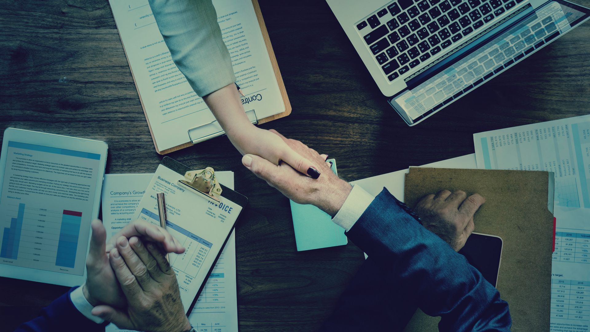 Επιχειρήσεις vs Επενδυτές/τράπεζες: Εξισορρόπηση συμφερόντων