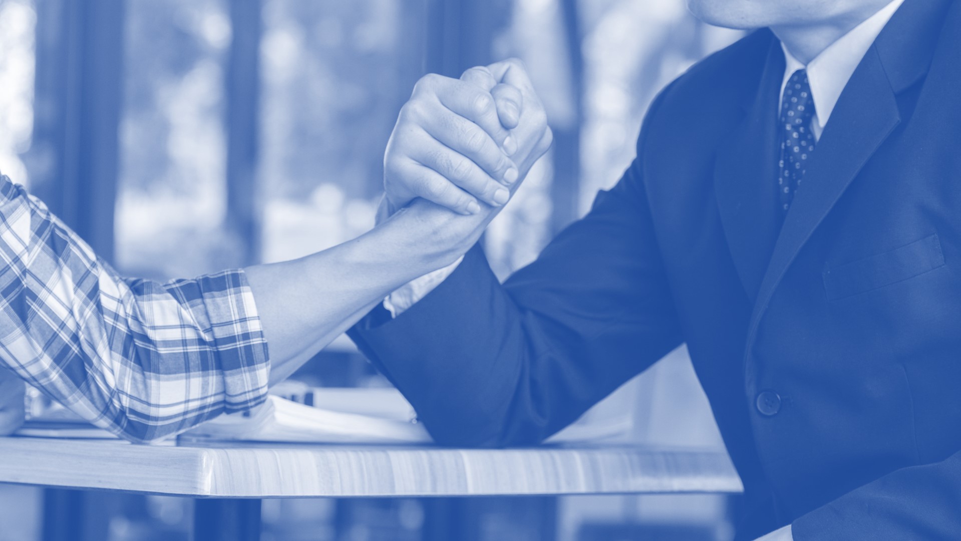 διευθύνοντες υπάλληλοι